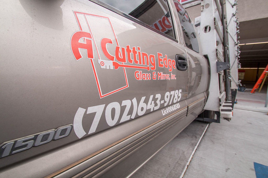 A Cutting Edge Glass and Mirror - Commercial Glass Services of Las Vegas, Nevada