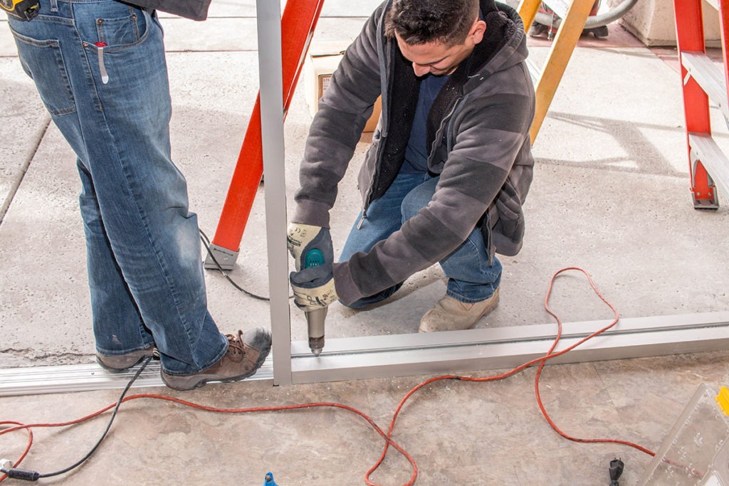 Drilling Commercial Glass Storefront Aluminum Frame