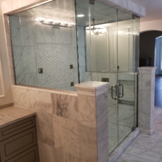 Frameless steam shower with double doors