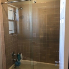 1000 Series Custom Shower