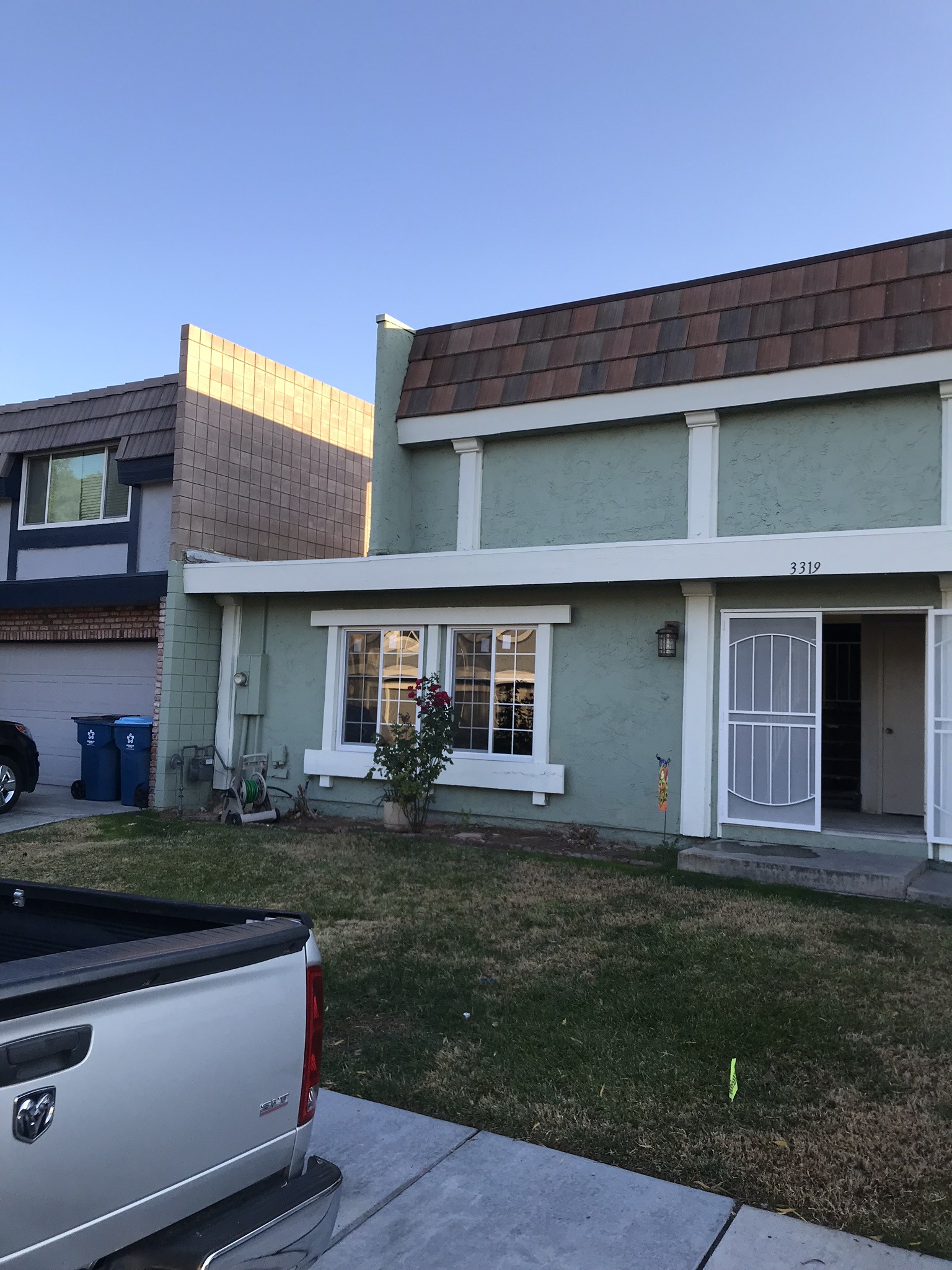 Windows with Grids Installation in Las Vegas