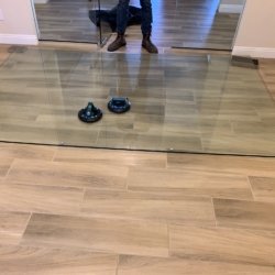 Heavy Glass door system Room