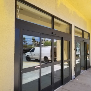 La Bonita Store Automatic Doors