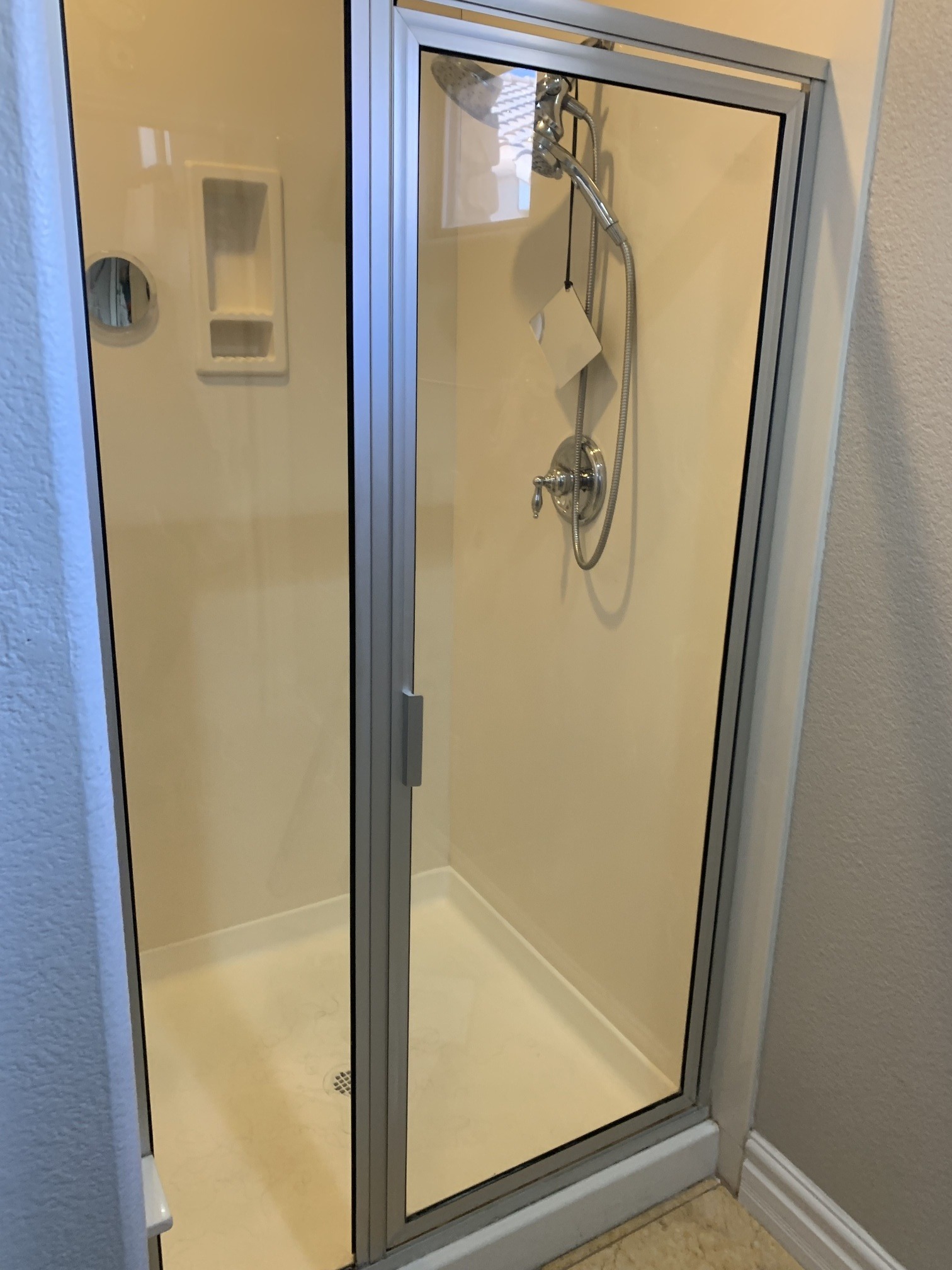 Framed Showers Las Vegas