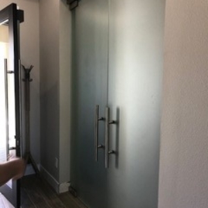 Heavy Glass Door