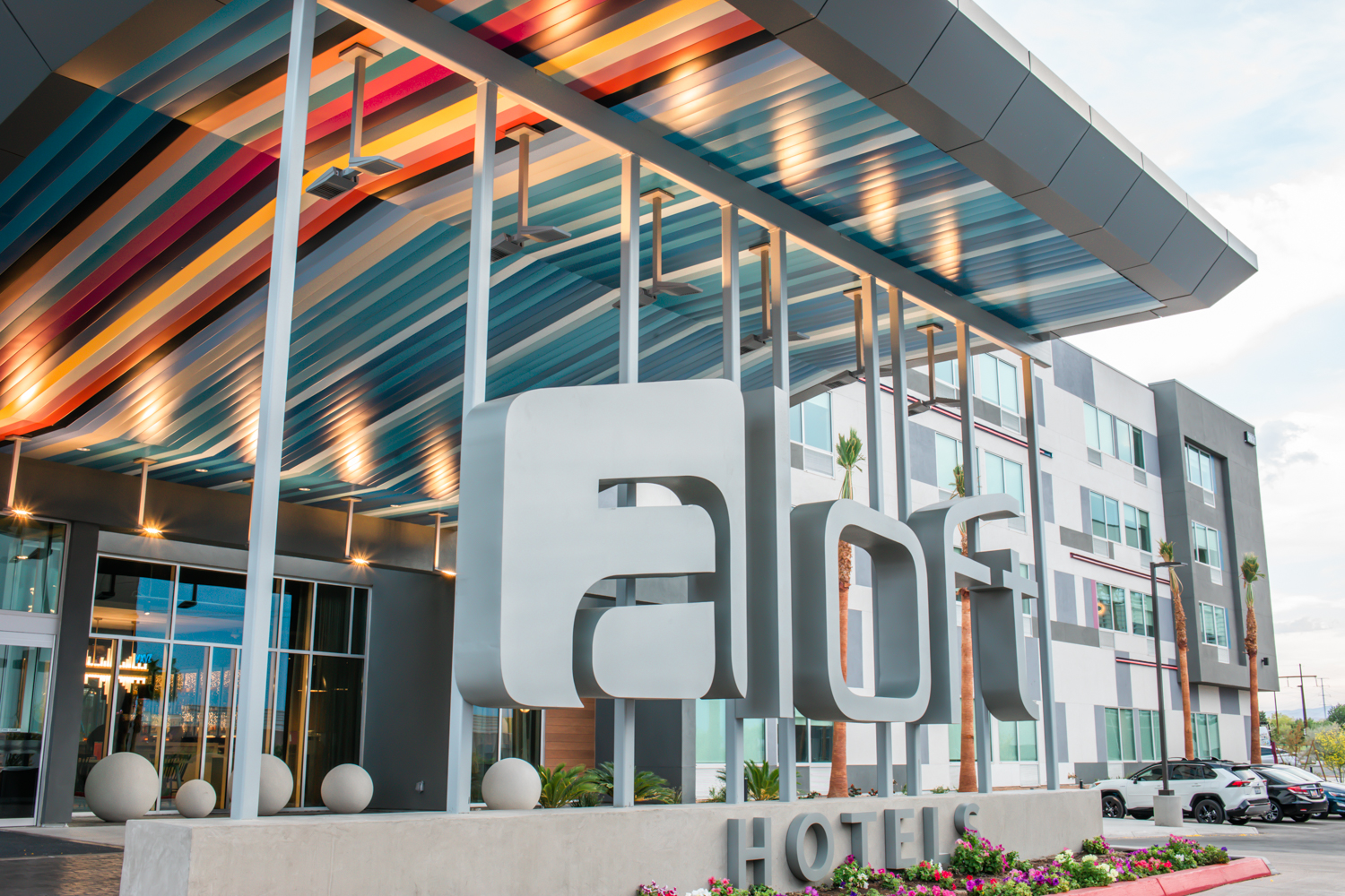 Aloft Hotel – Commercial Glass Project