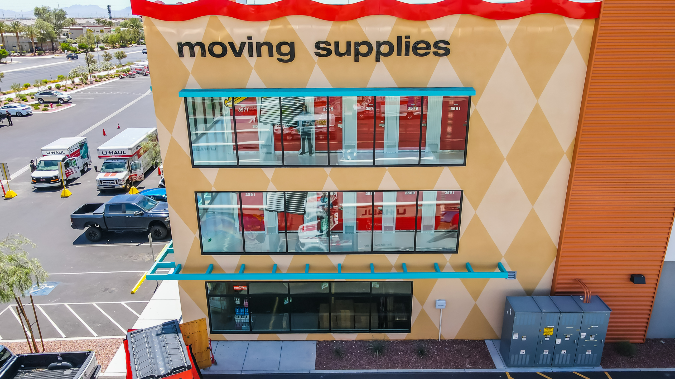 UHAUL DEER SPRINGS – Storefront windows and doors
