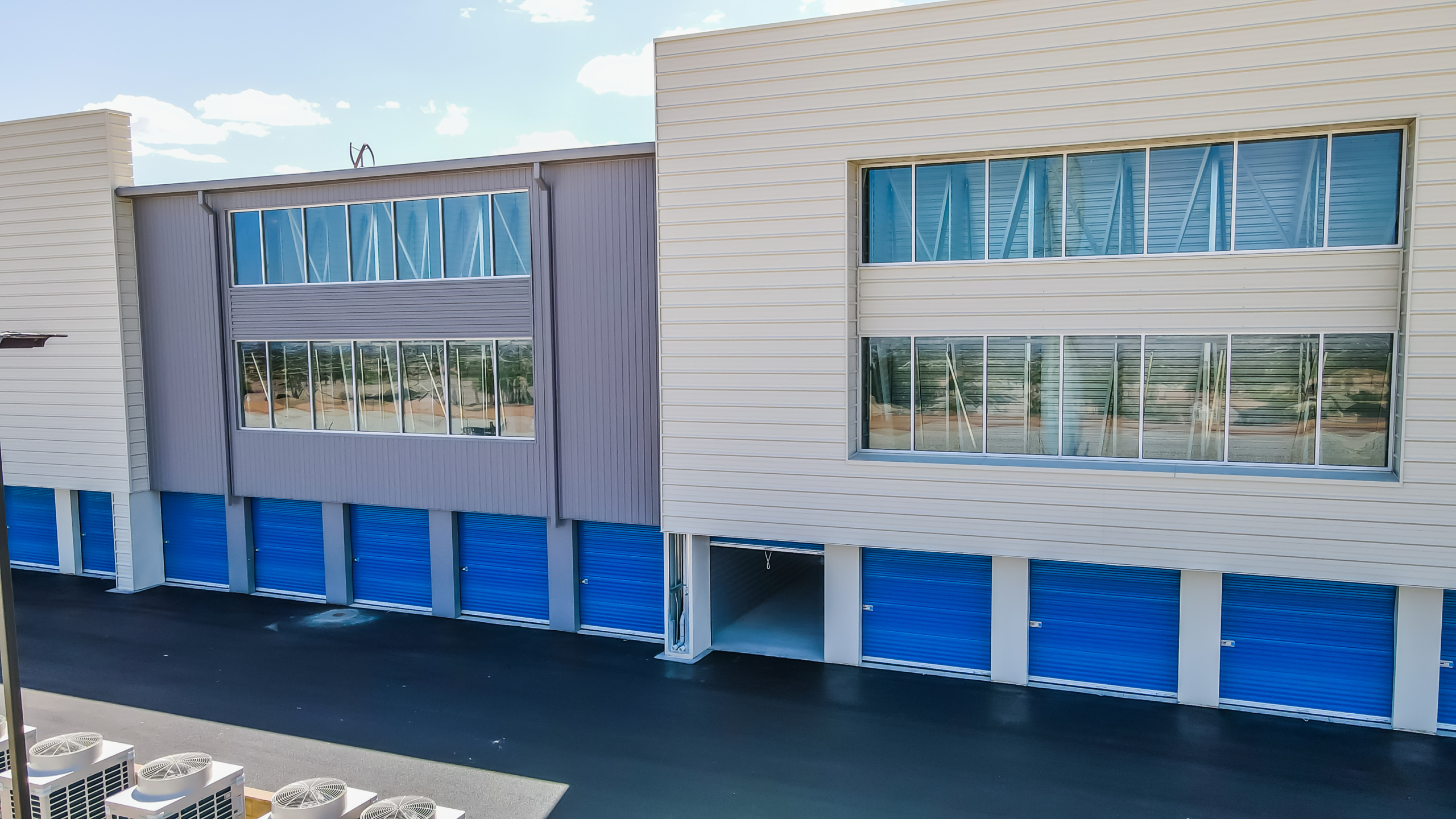 Red Point Storage